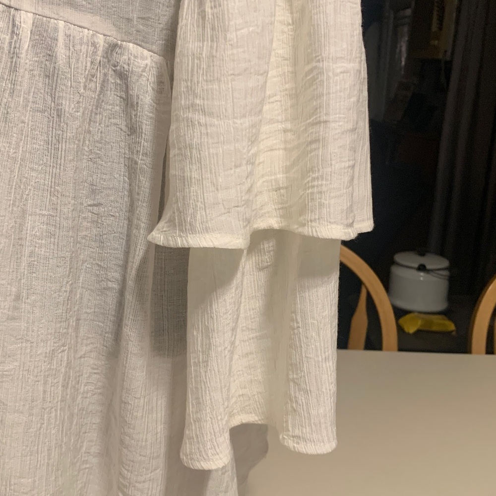 Entro White Off-Shoulder Women's Blouse NWT - Picture 4 of 6